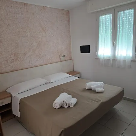 Hotel Gioiella Rimini Exterior photo